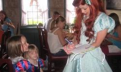 Top 6 Tips for Getting Autographs at Walt Disney World