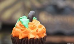 Disney News Round-Up: Mickey’s Not-So-Scary Halloween Party Treats, Disney Requires Kids to Scan Fingers at Park Gates, and More