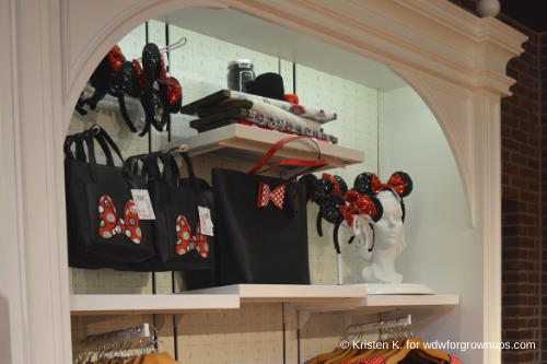 Minnie Mouse Purses And Totes