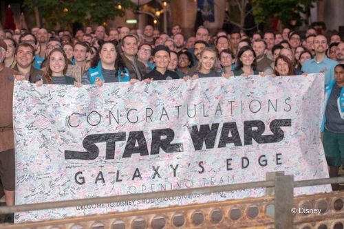 Star Wars: Galaxy&amp;#039;s Edge Grand Opening