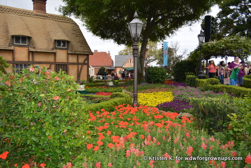 English Garden Behind The Tea Caddy