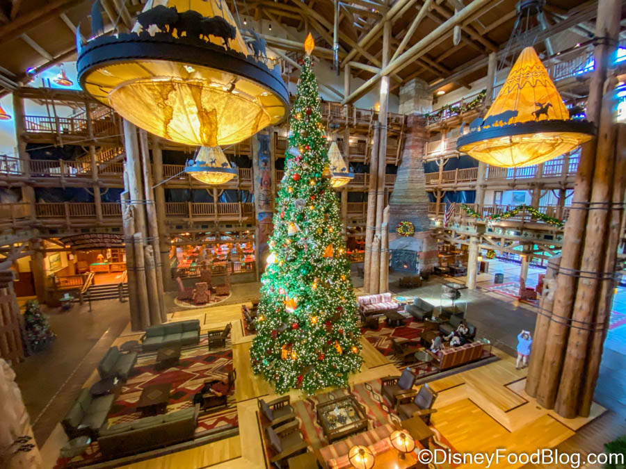 The Majestic Lobby Of Disney's Wilderness Lodge