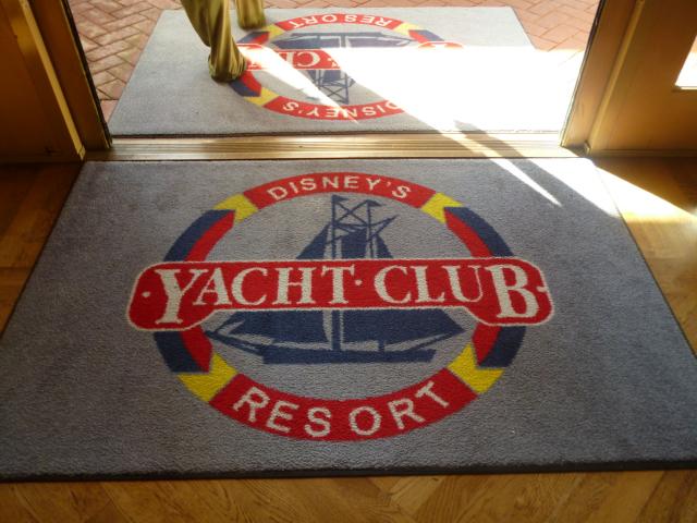 yacht_club.jpg