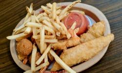 Dine At Columbia Harbour House A Magic Kingdom Favorite