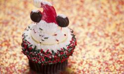 Fun and Festive Holiday Cupcakes At Walt Disney World