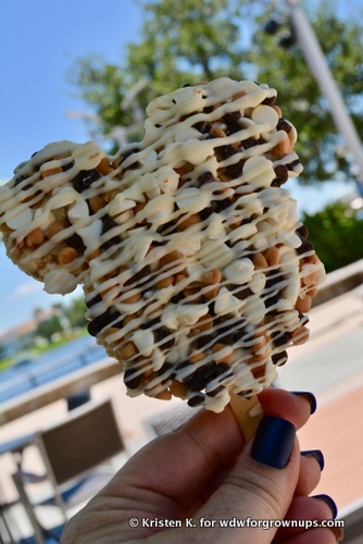 Mickey Krispie Bar With Everything