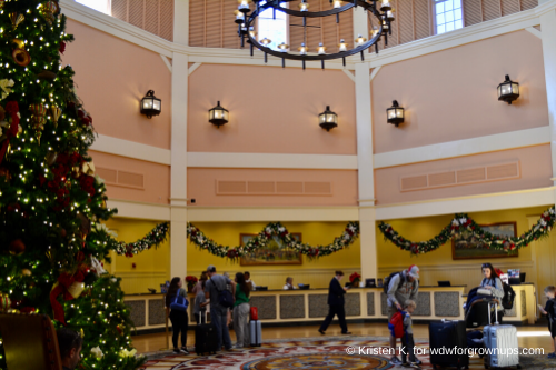 Saratoga Springs Lobby Decor